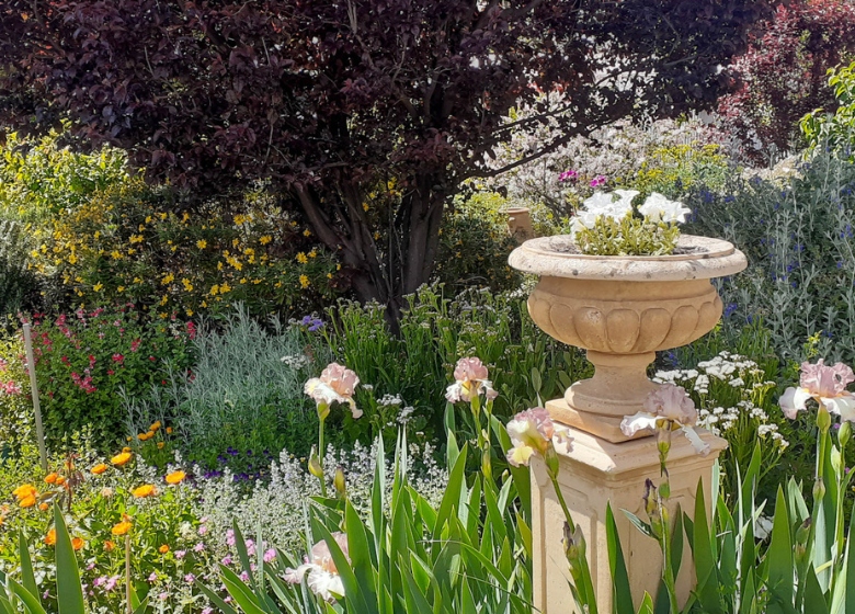 Burra gardens